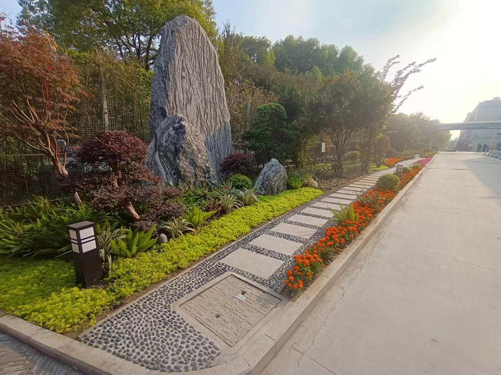 捷普綠點(diǎn)無(wú)錫廠區(qū)人行道改善